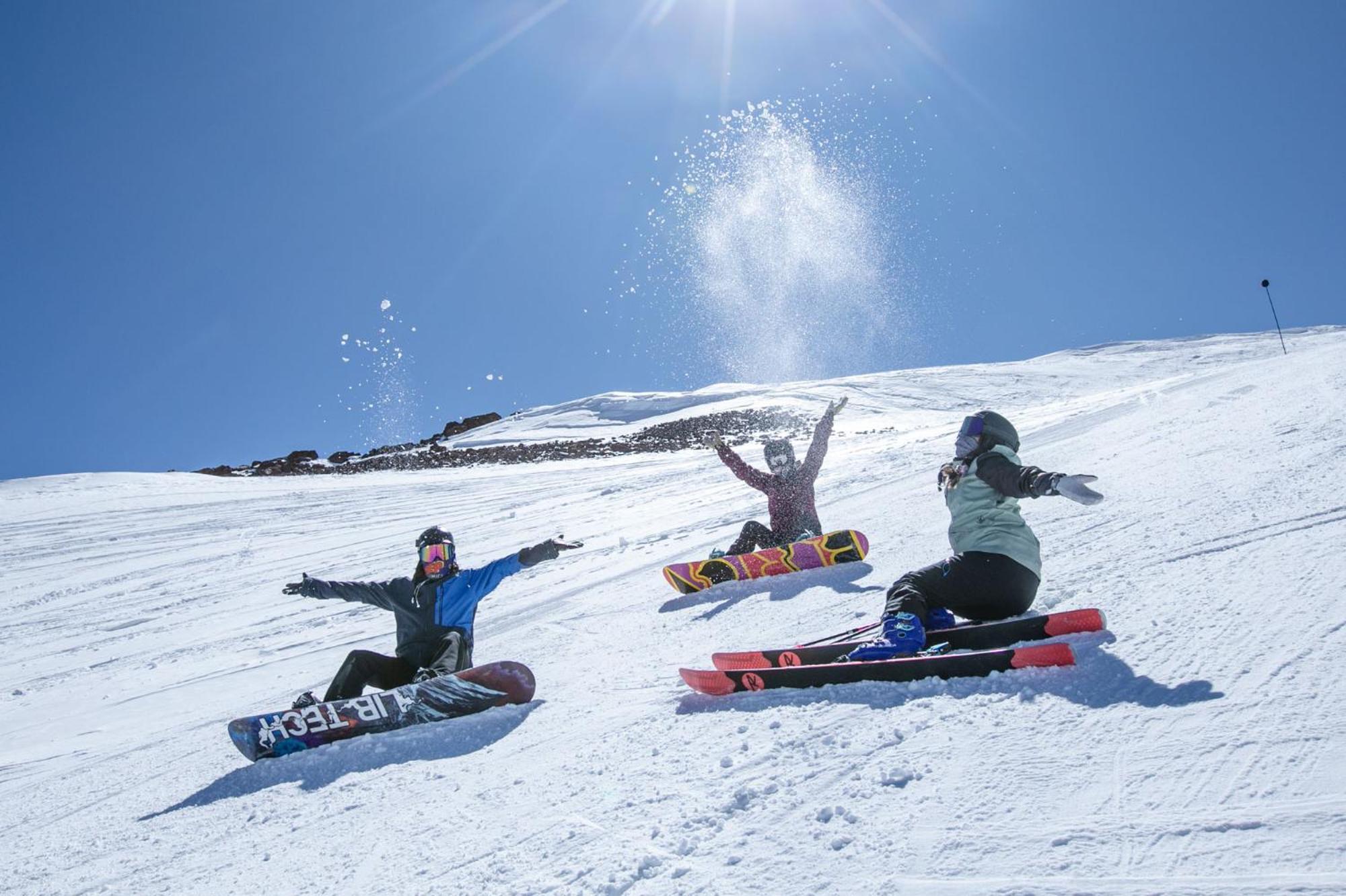 Departamentos Alojamiento Oficial Gran Parador Ski In - Out, Centro De Ski El Colorado, Farellones - Unico Con Descuentos En Servicios Del Centro De Ski Kültér fotó