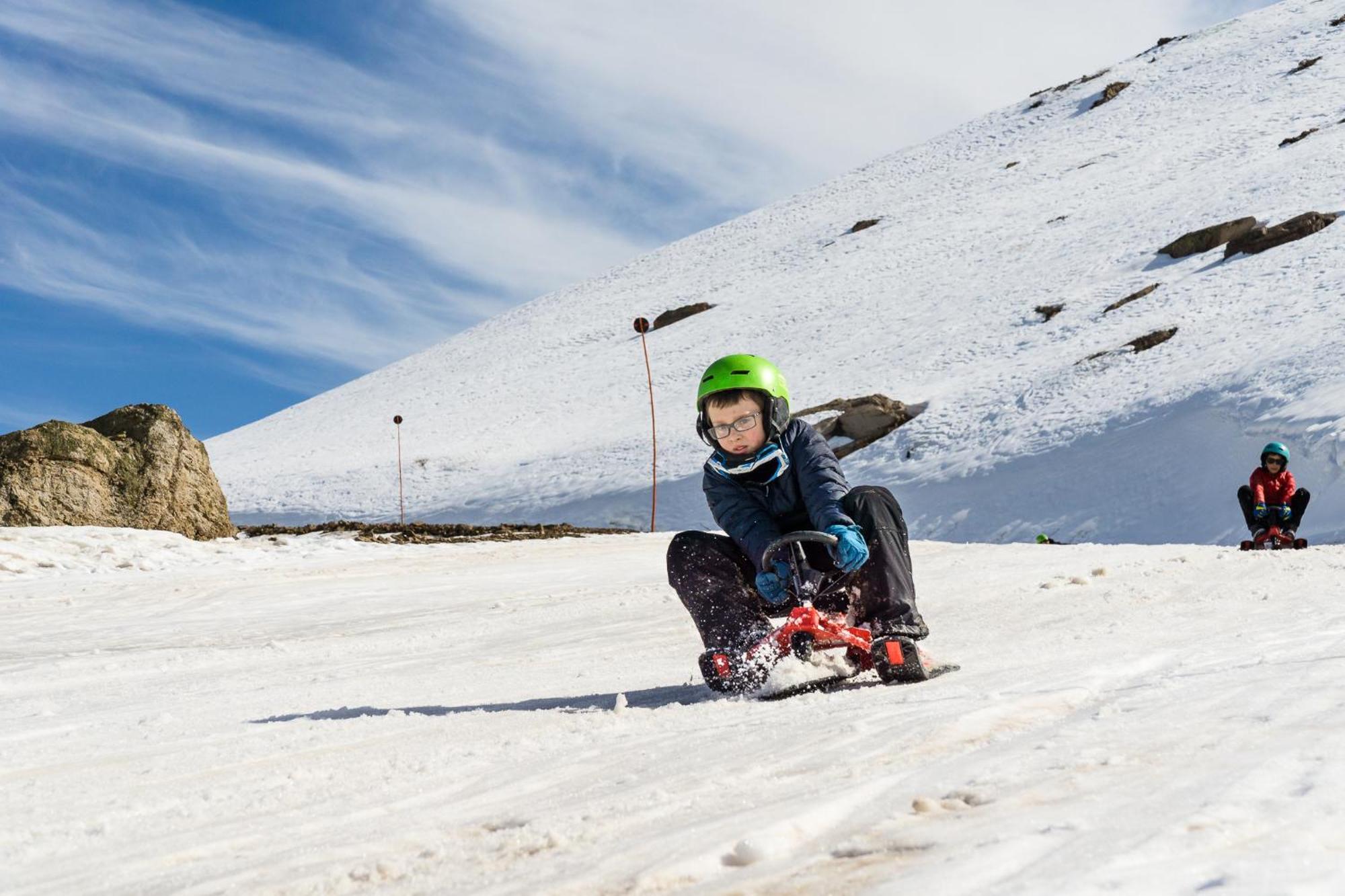 Departamentos Alojamiento Oficial Gran Parador Ski In - Out, Centro De Ski El Colorado, Farellones - Unico Con Descuentos En Servicios Del Centro De Ski Kültér fotó